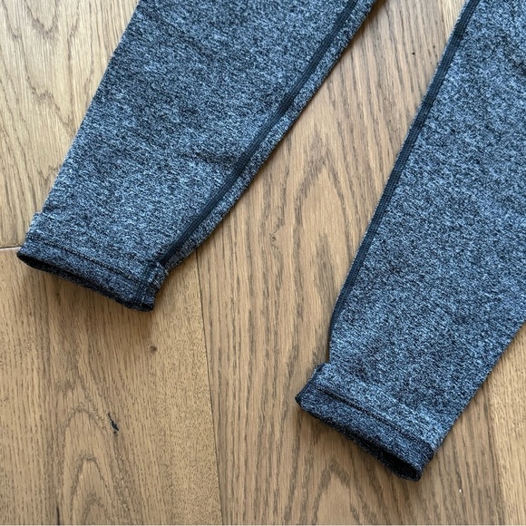 NVGTN Black Speckled Scrunch Seamless Leggings - Size S - Like New - Picture 4 of 6